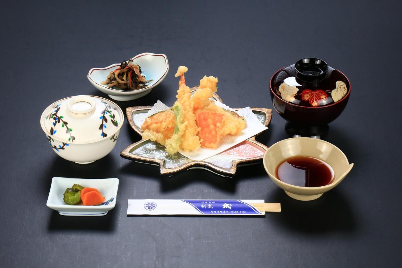 Harajo No Yado Shiro Hotel Minamishimabara Esterno foto